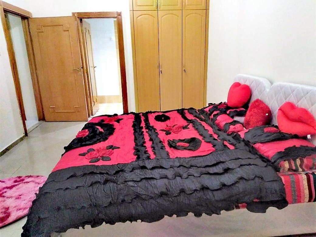Bright Sunshine Holiday Home Shared Apartments ドバイ エクステリア 写真