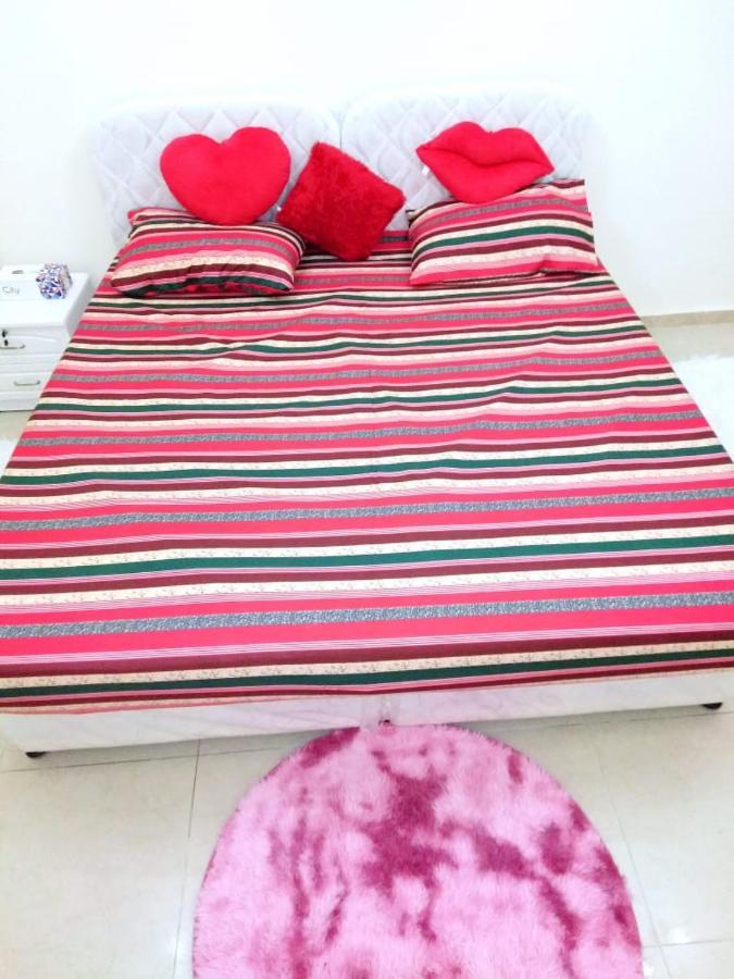 Bright Sunshine Holiday Home Shared Apartments ドバイ エクステリア 写真